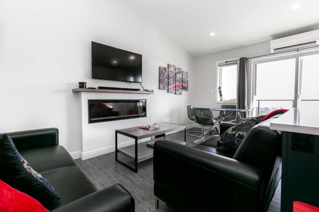 Eagle'S View Penthouse Apartment Victoria Exterior photo