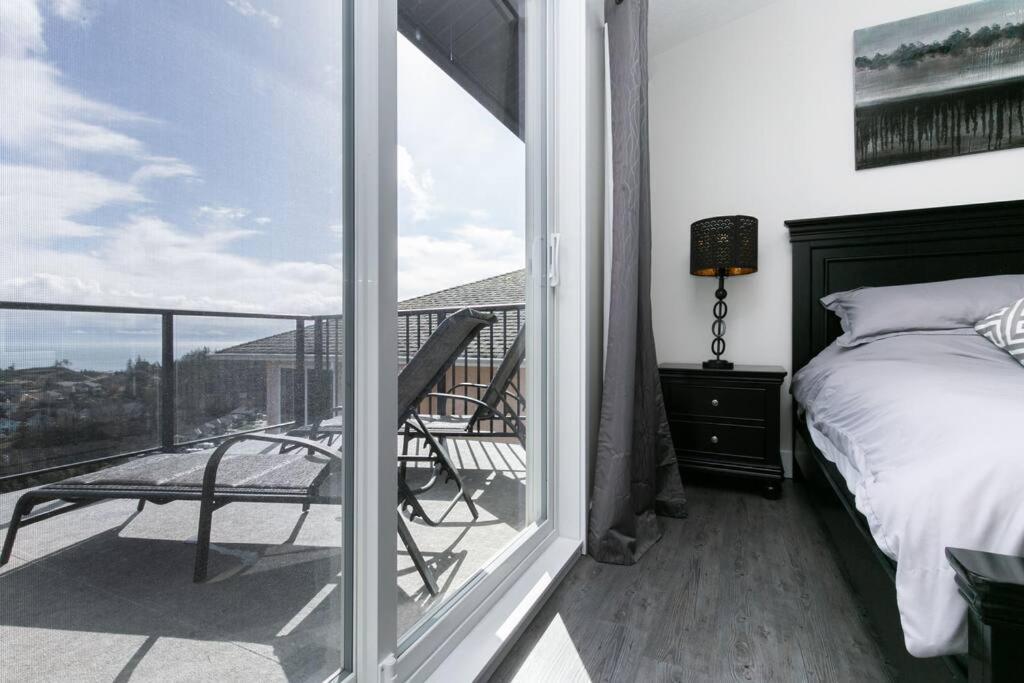 Eagle'S View Penthouse Apartment Victoria Exterior photo