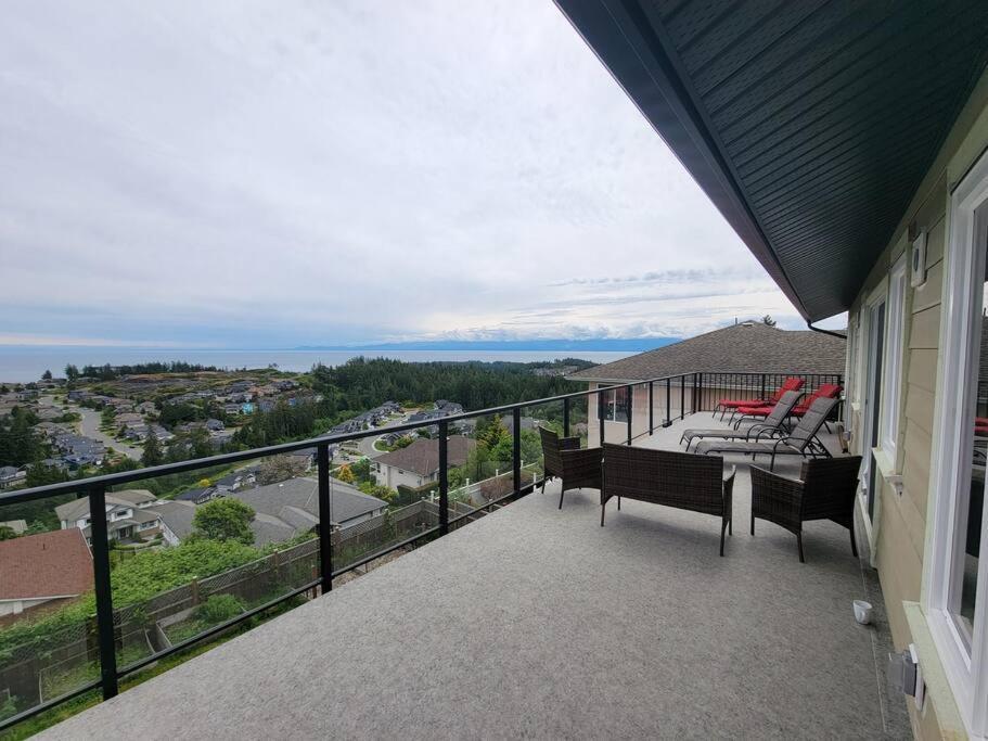 Eagle'S View Penthouse Apartment Victoria Exterior photo